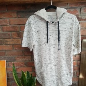 Short Sleeve with Hoodie Mens M